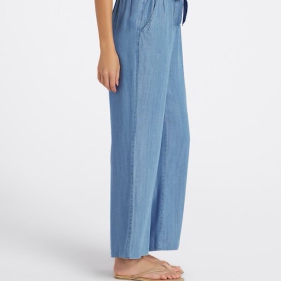 Women's Blue Wide-Leg Jeans - Picture 3 of 6